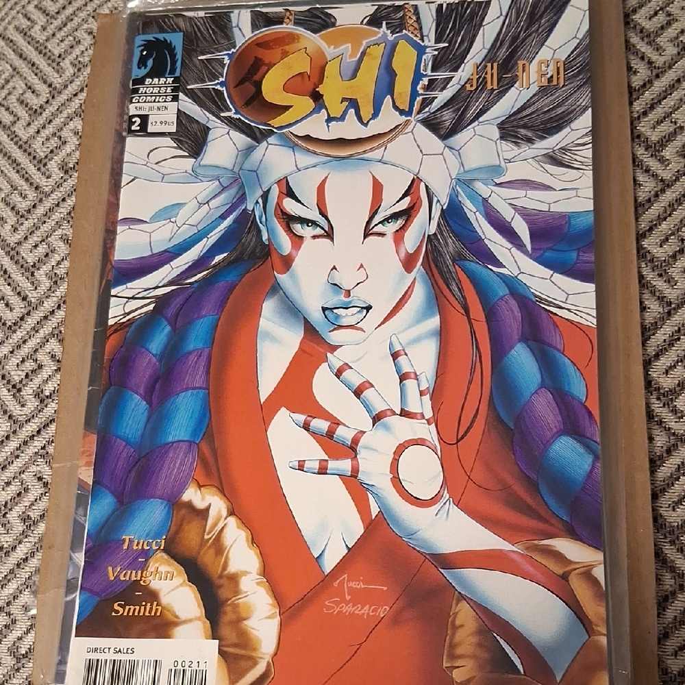 Dark horse comicsShi Ju Nen Comic Book #2 - Red and Blue